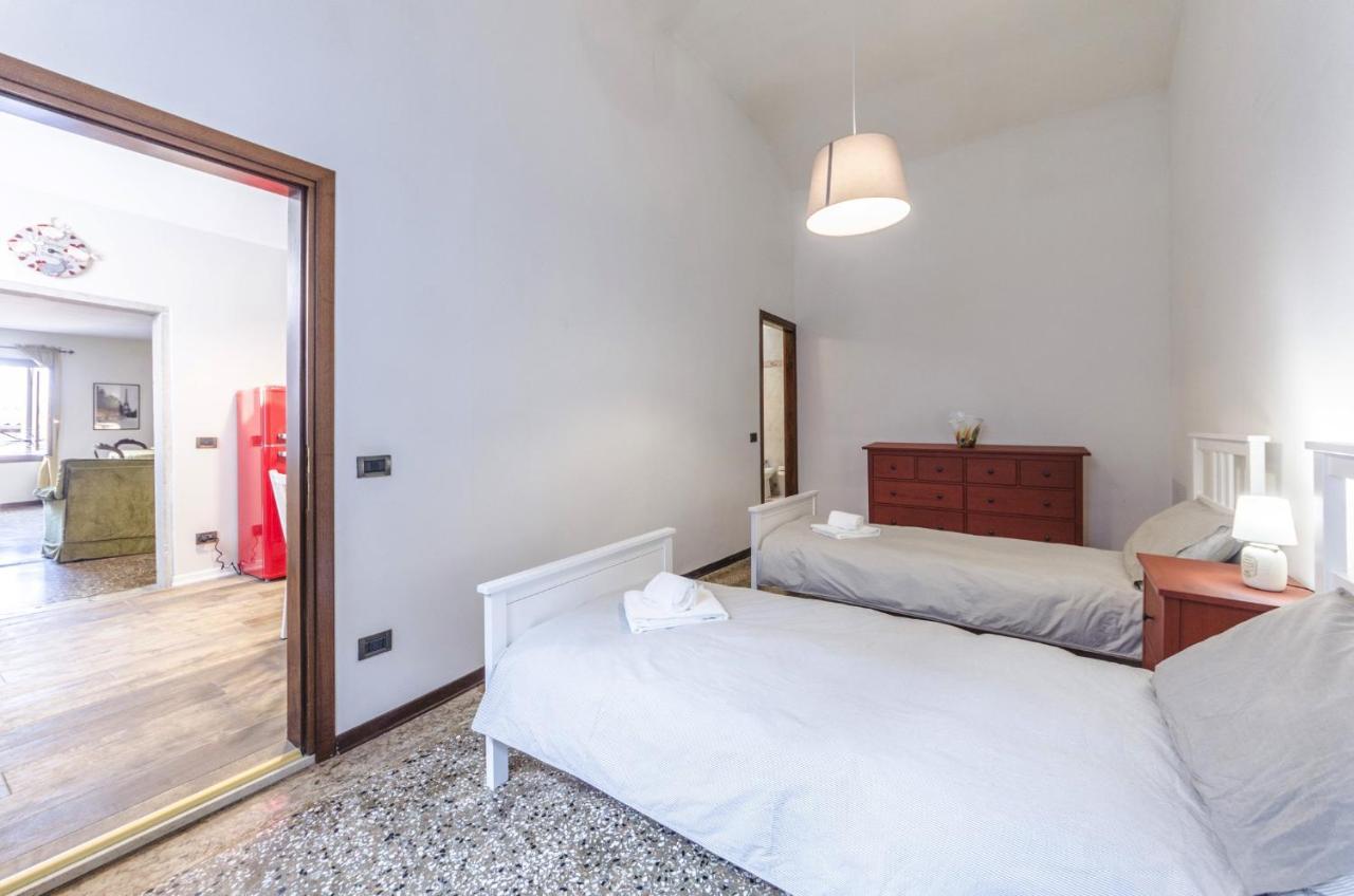Maurizio House - Near The Train Station Apartment Venice Exterior photo