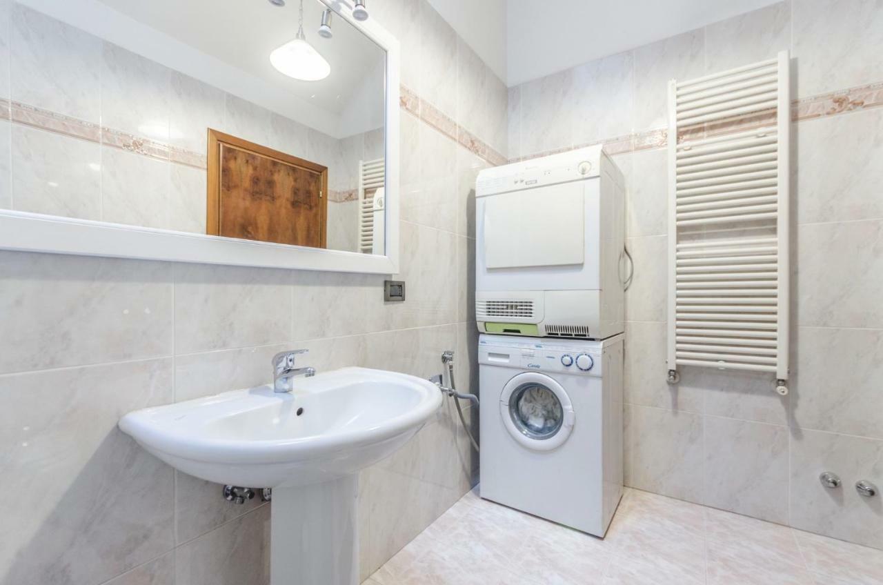 Maurizio House - Near The Train Station Apartment Venice Exterior photo