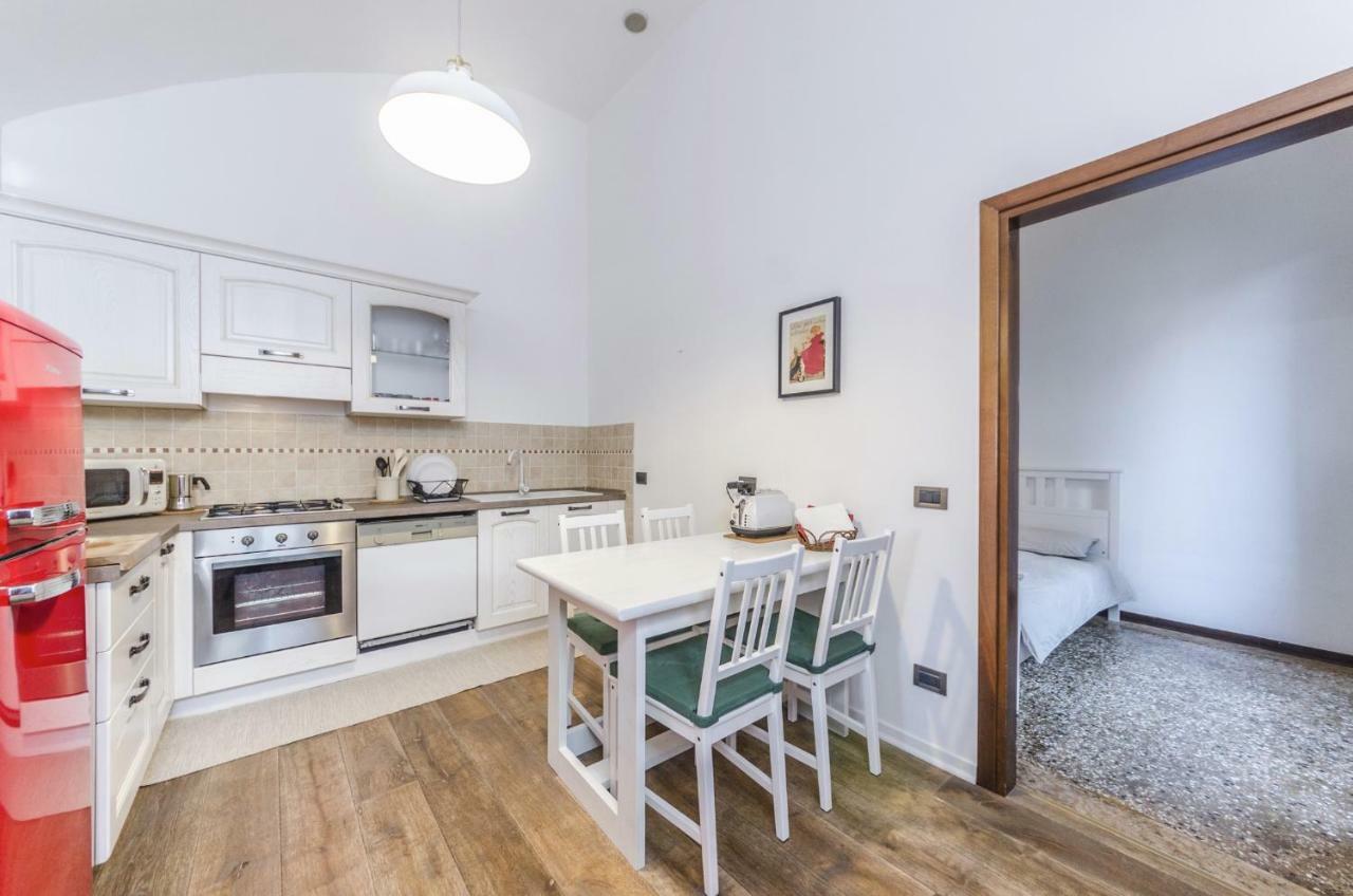 Maurizio House - Near The Train Station Apartment Venice Exterior photo