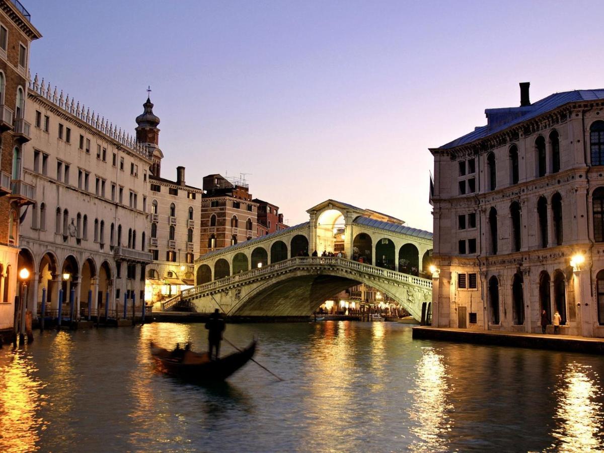 Maurizio House - Near The Train Station Apartment Venice Room photo